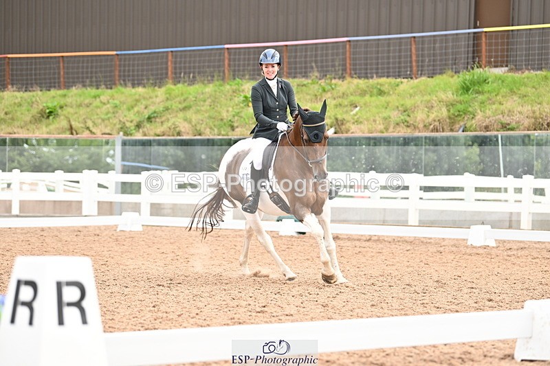 240817A-110322-07272 - 132-Nicky.Turriff-Witchcombe.Music.Man