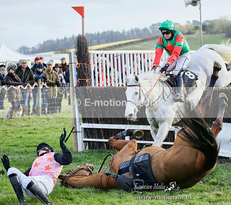 PtP 300122 01021a - Equestrian