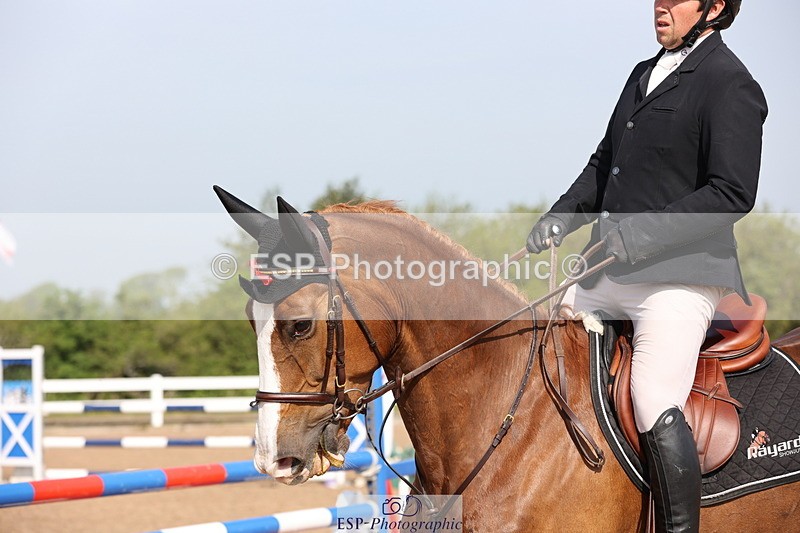 240510A-093957-05383 - Cls 14 Discovery and 1m Open