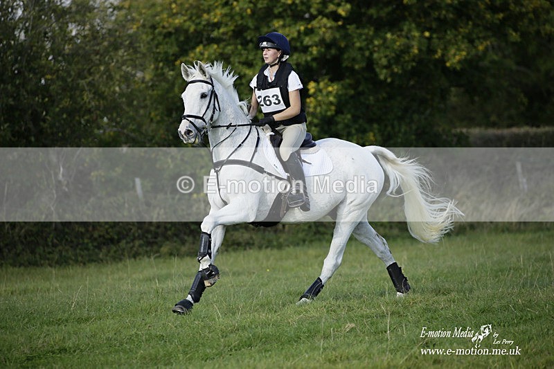  WWHT 171021 4037 - Open (1.00m)  17/10/21