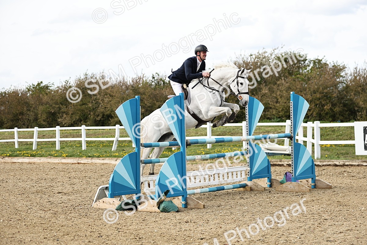 SBM_001466 - Class 5 -Senior Foxhunter - 1.20m