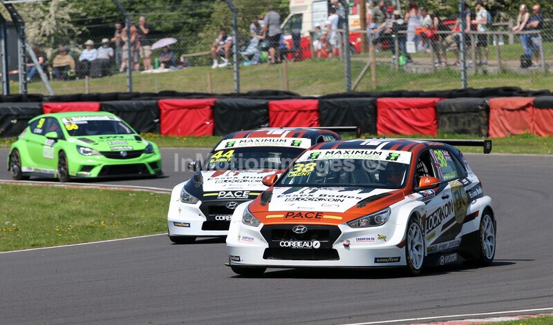  - TCT & TCR UK / VW Racing