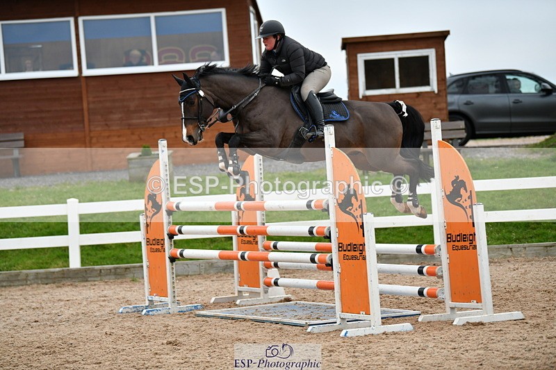 240112A-143949-01269 - Cls 6 Foxhunter and 1.20m Open