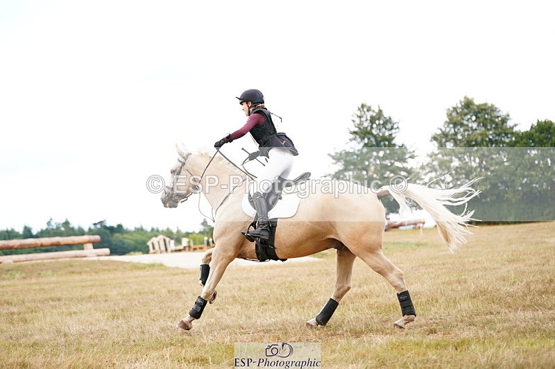 250802A-152644-07297 - F-273-Imogen.Knight-FOURSEASONS.FIRST.EDITION