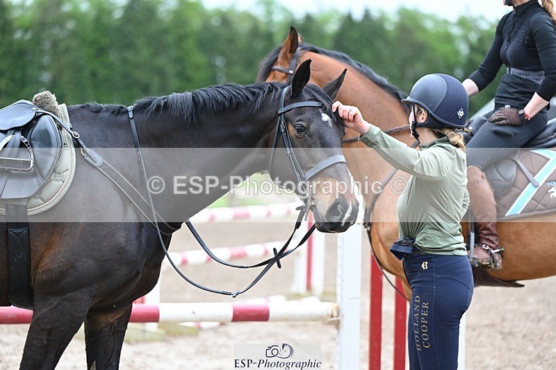 240411-121157-00375 - Group 6 SJ