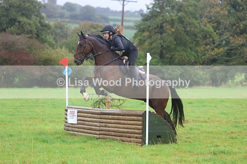 3E7A1183 - Class 2: 70cm: Half Roll Top