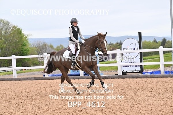 BPP_4612 - CLASS 20 SUN British Novice/90cms Open