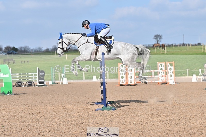 250326-150754-01285 - Cls 6 Foxhunter and 1.20m