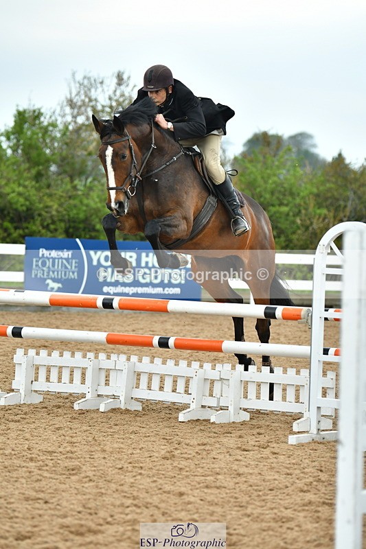 230504A-133623-01926 - Cls 4 95cm Amateur Quali