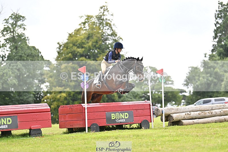 240825X-160901-36187 - 80cm XC 15.30 to 16.30