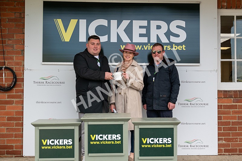 200424-Race 2-Kendall Roy-3384 - Race 2