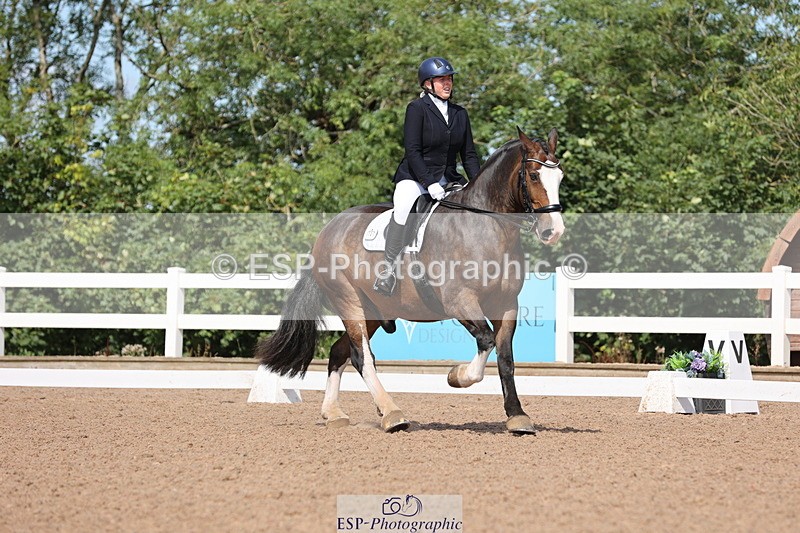 240816A-122336-04421 - 147-Abby.Hayes-Rathnagrew.Pride