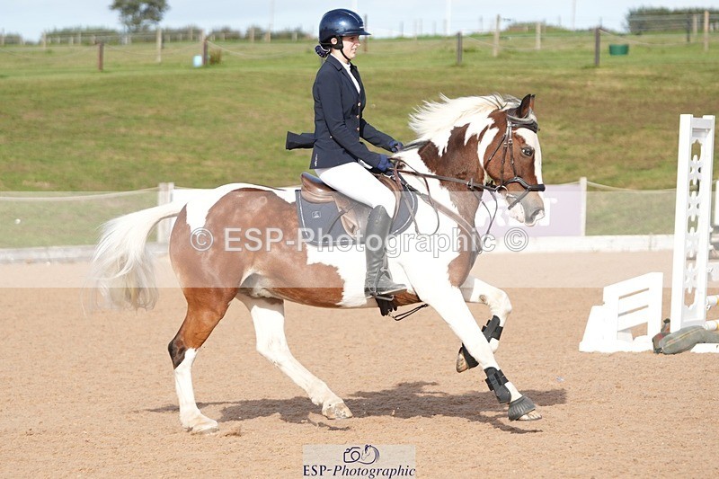 260926-155440-01326 - Cls 13 70cm Speed Derby
