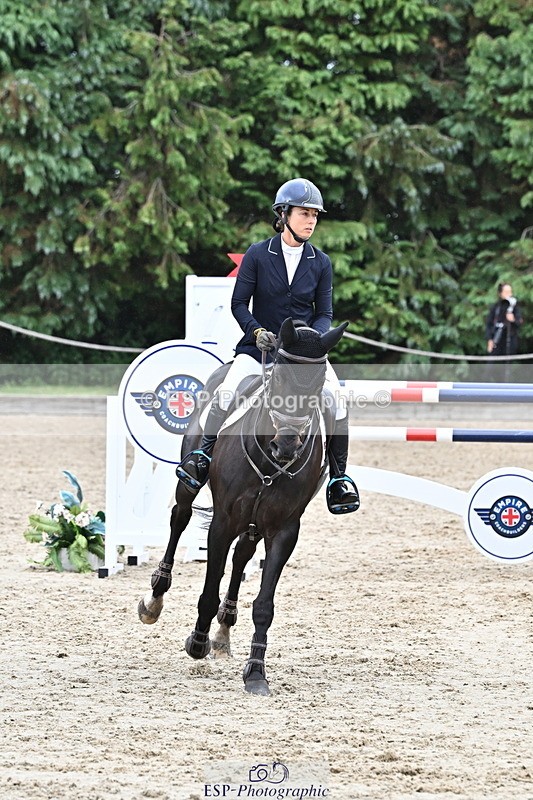 250524A-131135-11295 - D-409-Kirsty.Chabert-HERALDIKS.GIRL.OPPOSITION