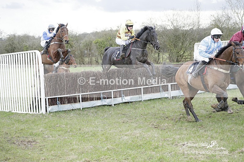 PtP 180323 949 - Shelfield Park Races with Croome & West Warwickshire Hunt  18/03/23