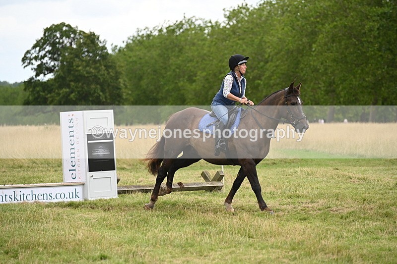 WJ6_4693 - Time at Jump 13:04 to 13:34