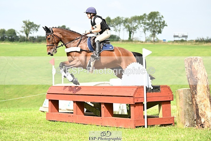 240831A-130251-02777 - 123-Fiona.Jones-ABBY.VD.BERGHOEVE.Z