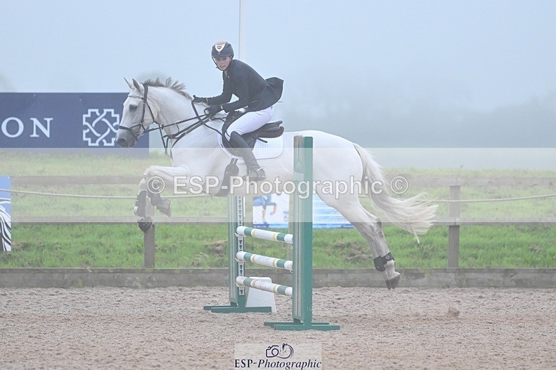 240813-194950-01042 - Classes 7 A&B 90cm