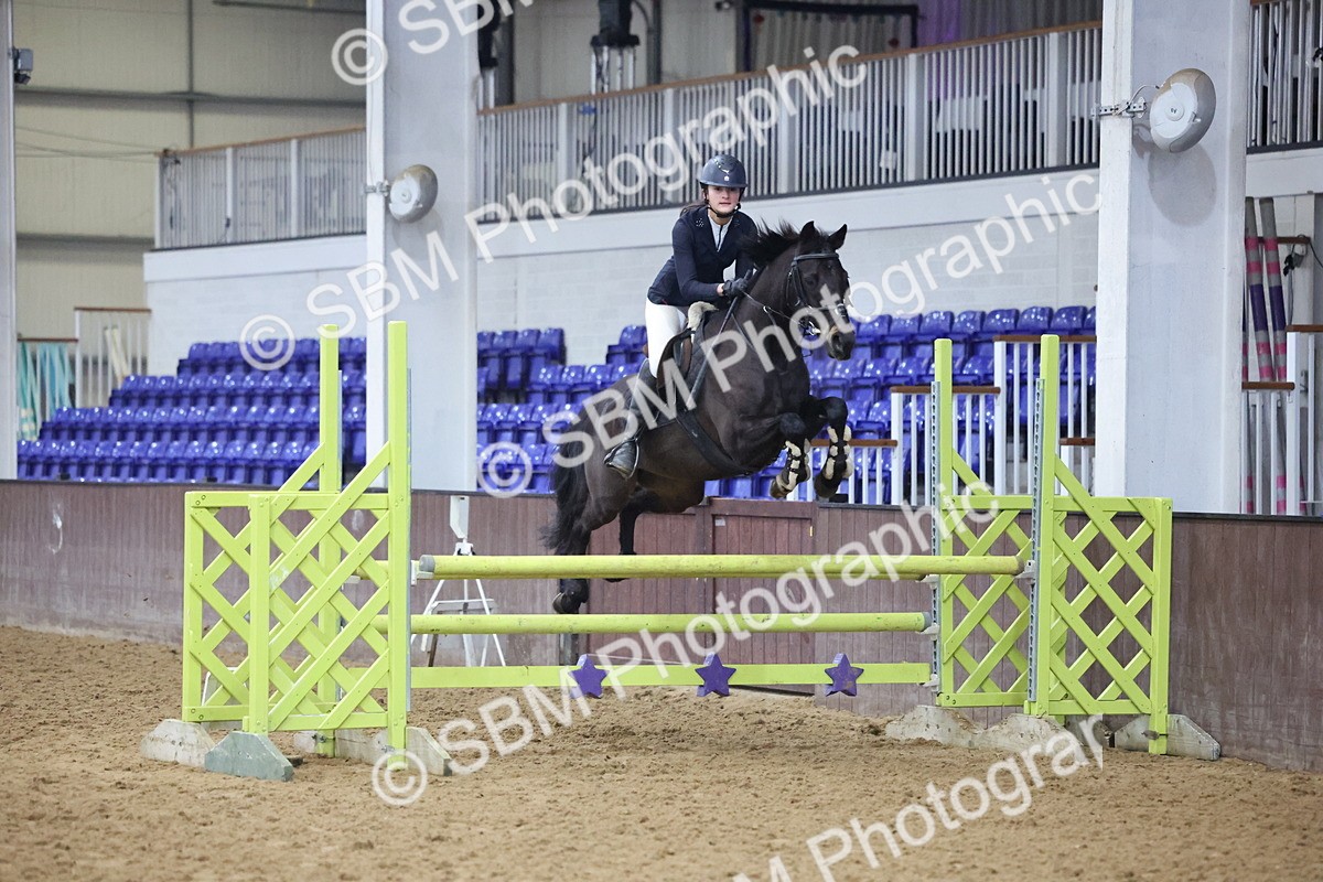 SBM_003294 - Class 11 - Blue Chip Pony Newcomers - 1.00m Open