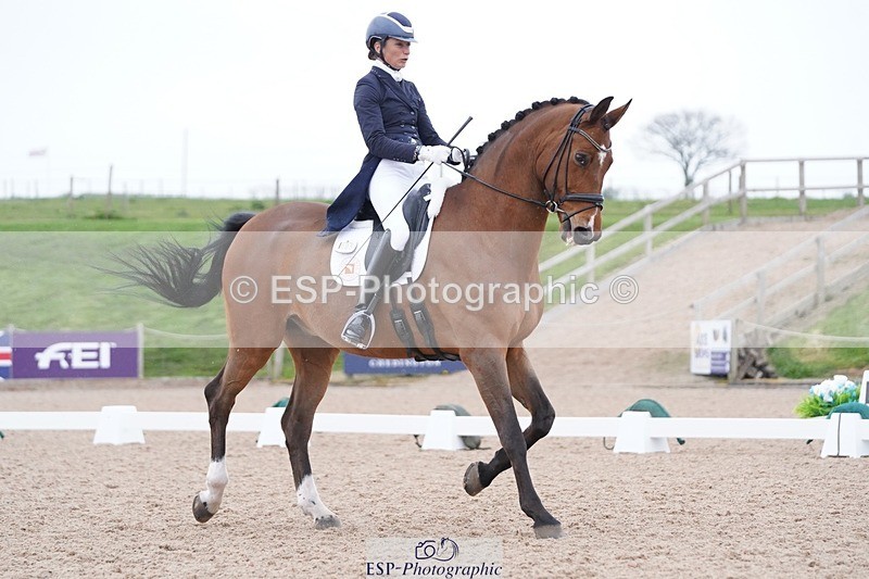 250403-163942-03380 - 005-Sara-Jane.Lanning-Choice