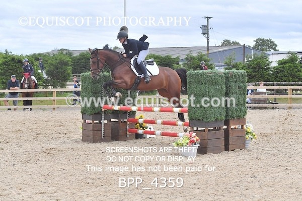 BPP_4359 - CLASS 12 SUN Senior British Novice/ 90cm Open