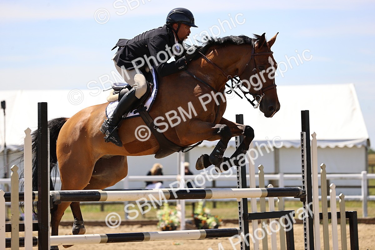 SBM_010089 - Class 9 - Senior Foxhunter - 1.20m Open