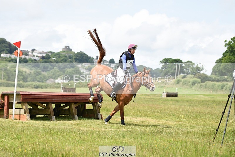 230625-121928-03803 - XC 90cm 12.00 to 13.00