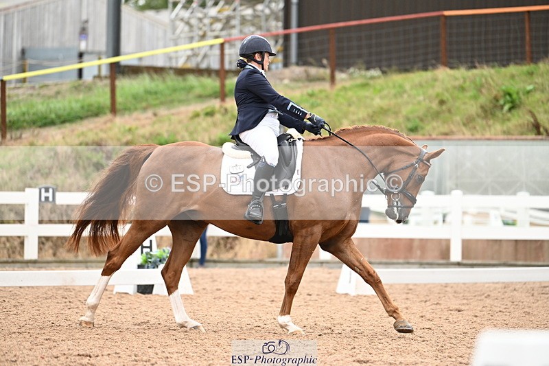 240815A-114959-00872 - 159-Verity.Perry-Bianchi