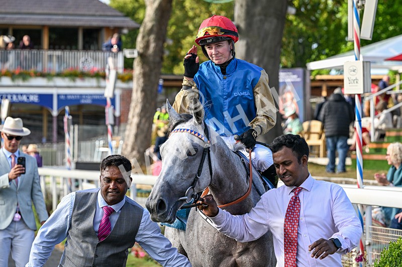 210826-Race 7-Silver Lake-7530 - Race 7 17.20pm Sky Bet EBF Fillies' Handicap