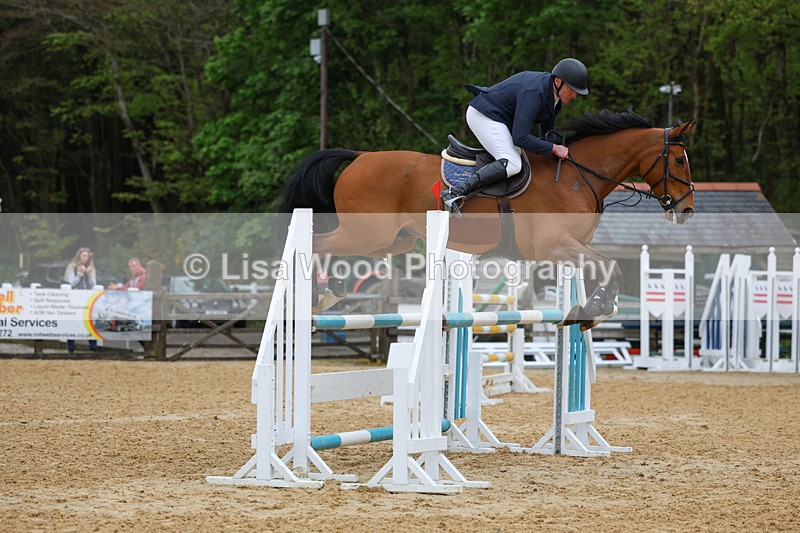 3E7A4201 - Class 7: Senior Foxhunter/1.20 open