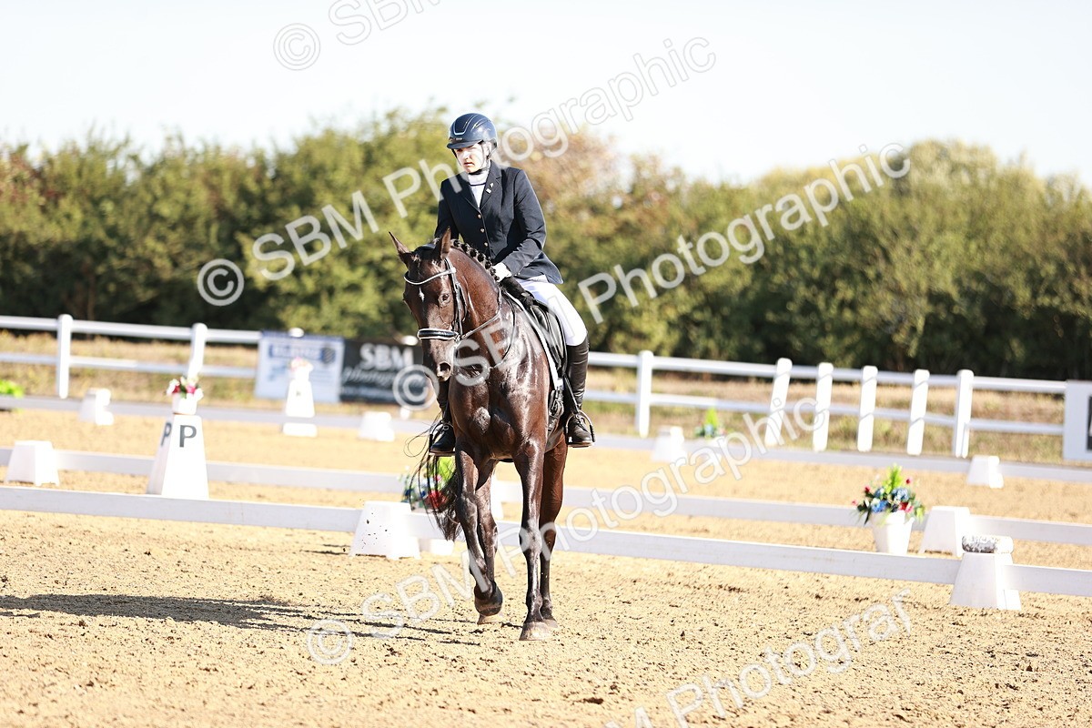 SBM_004286 - Class 12 - Novice 5 - 9.07-10.10