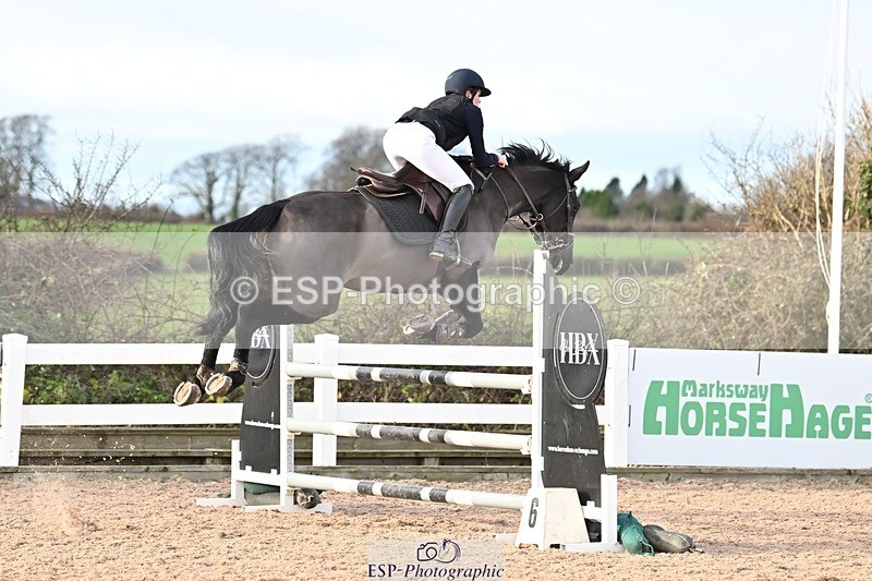 241208-133527-01810 - Cls 21 Newcomers and 1.10m Open