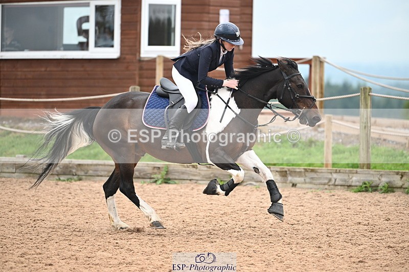 240907A-122637-01620 - Cls 3 Pony Medium Team 80cm & 90cm