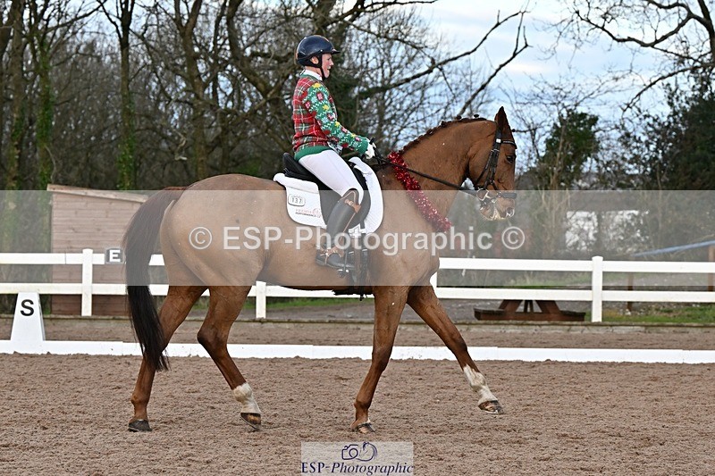 241214-151100-03136 - 137-Tyler.Bradshaw-Gijsbert