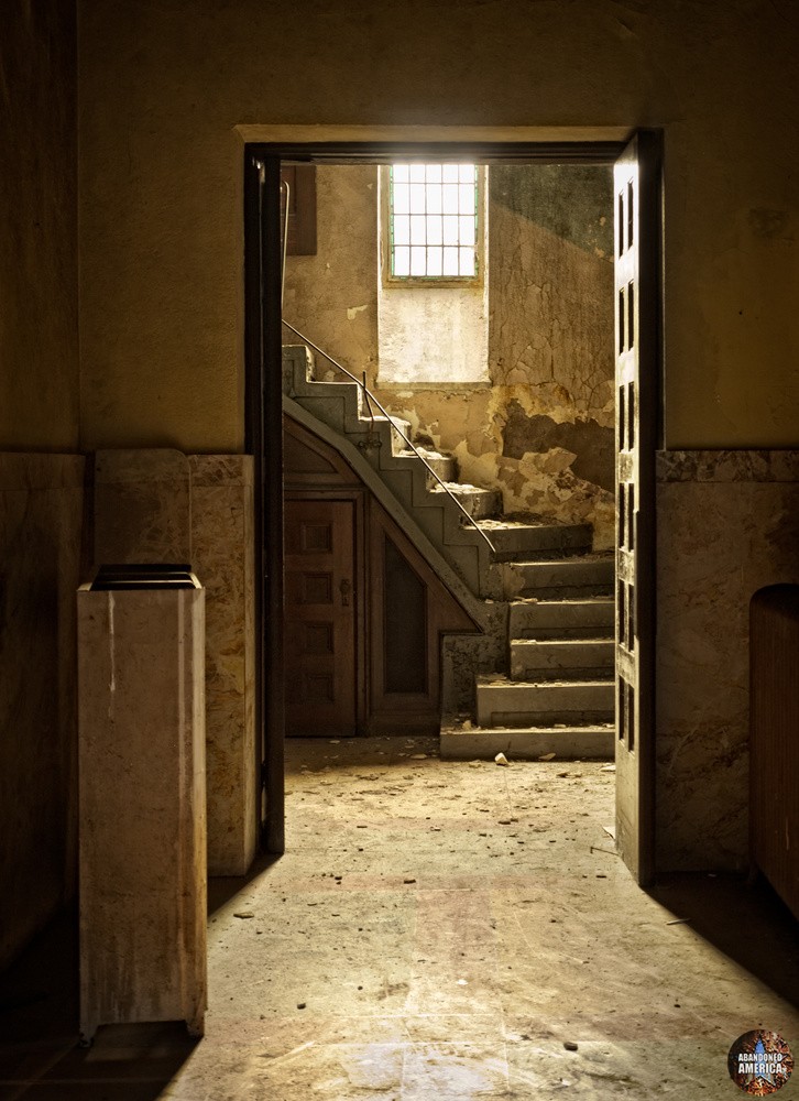 Church of the Transfiguration (Philadelphia, PA) | Basement Stairs - The Church of the Transfiguration