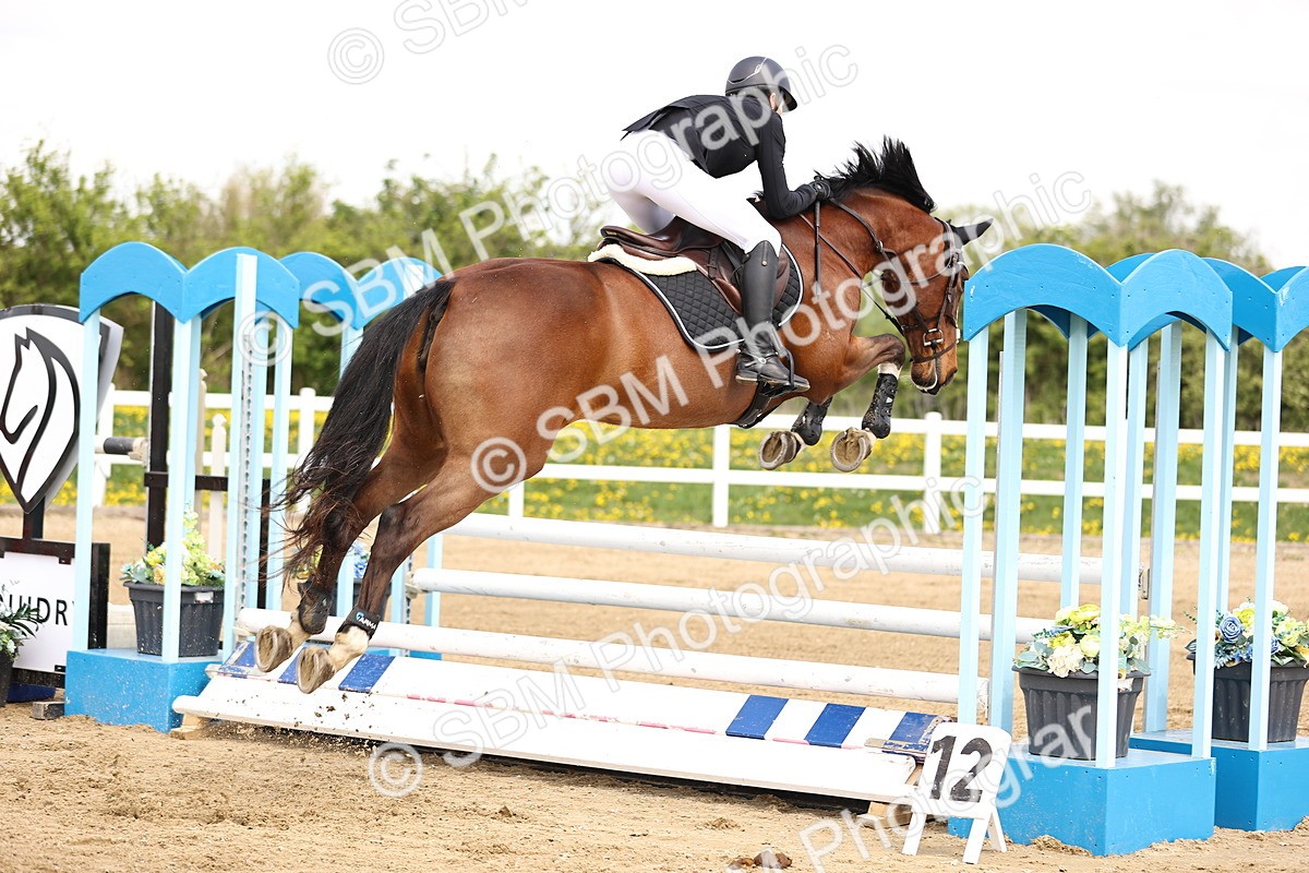 SBM_002342 - Class 11 - Senior newcomers - 1.10m