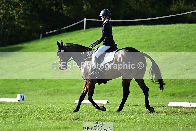 241025-113332-07161 - 548-Fenella.Redvers-DANCING.PADDE