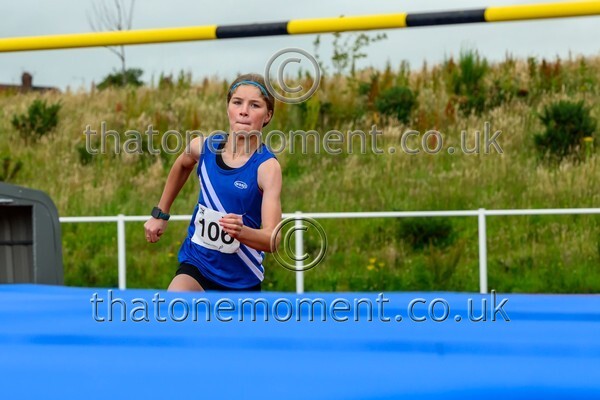 ComMast25-918897 - Field Female Set One