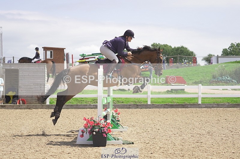 230810A-131622-02365 - Cls 4 1.05m Amateur Quali