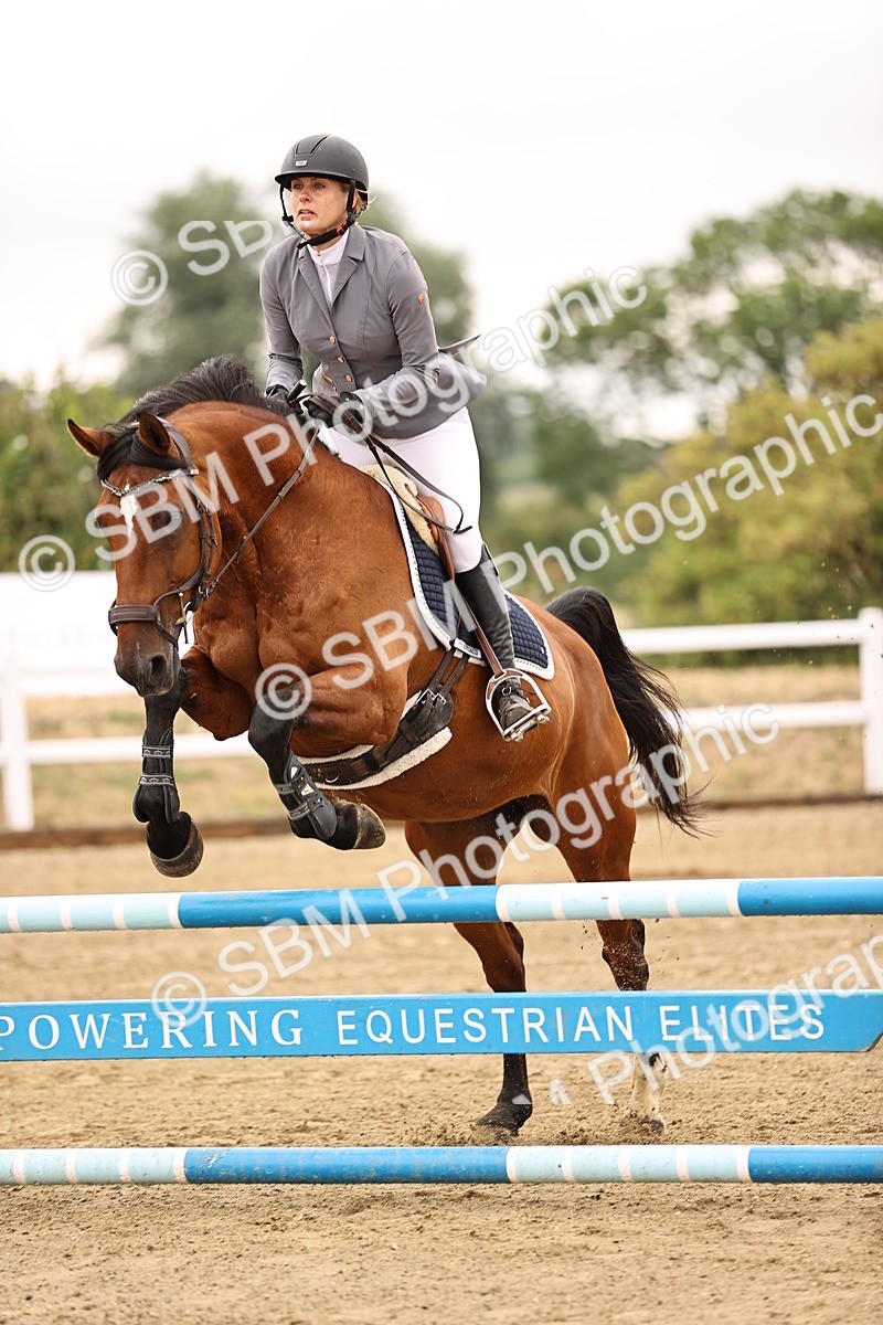 SBM_024289 - Class 8 - Clear Round