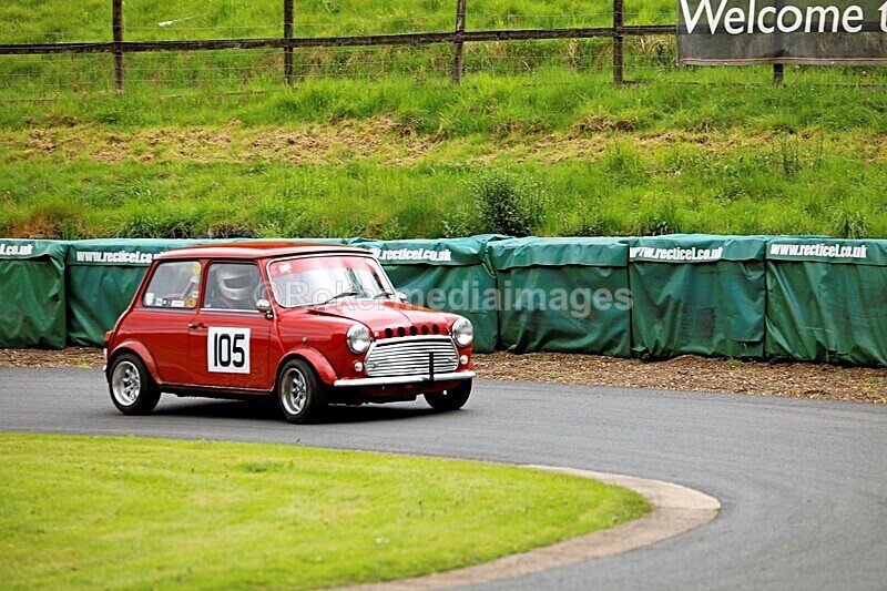 _56A1915 - MINI FESTIVAL 22ND May 2021