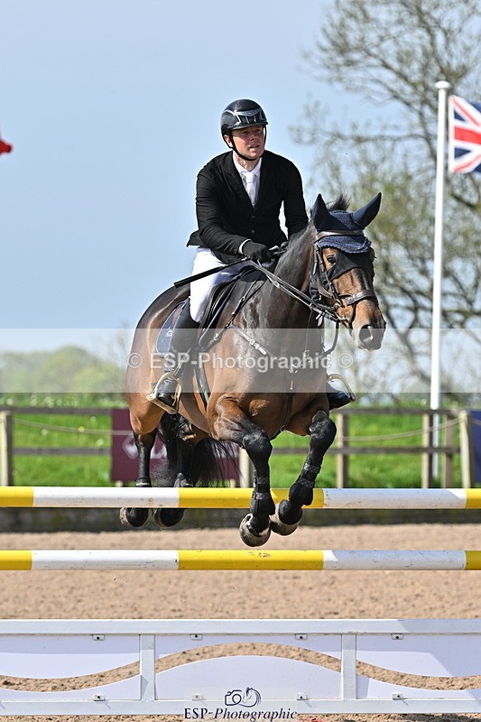 240509A-101339-00804 - Cls 8 Foxhunter