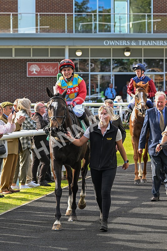 160624-Race 6-Letsbefrank-9242 - Race 6