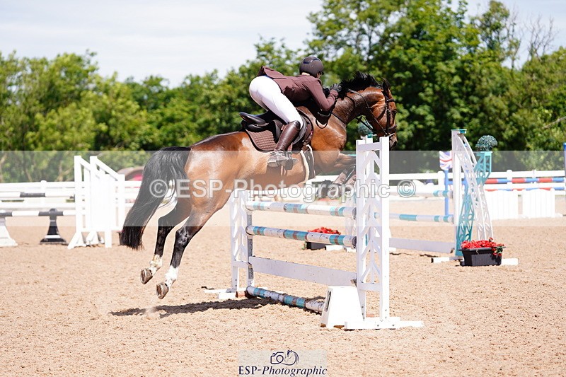 240629A-120128-05154 - Cls 18 Newcomers and 1m Open