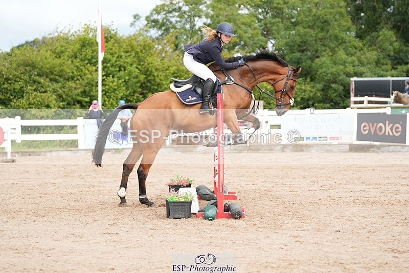 250731-104222-01428 - Cls 08  85cm Nat Am Qual