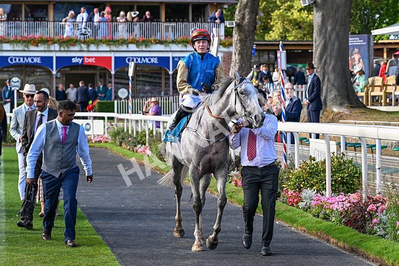 210826-Race 7-Silver Lake-7512 - Race 7 17.20pm Sky Bet EBF Fillies' Handicap