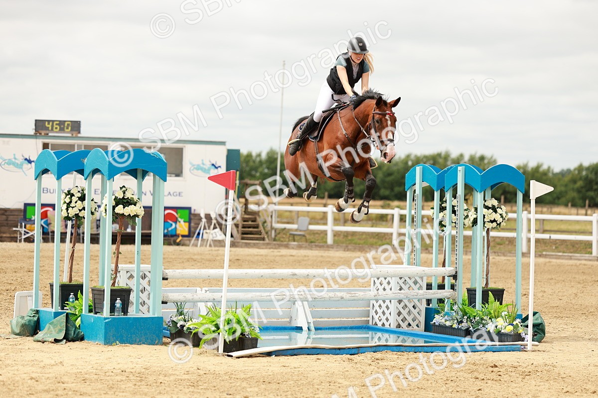 SBM_018087 - Class 21 - Senior Newcomers Championship 2d Rd
