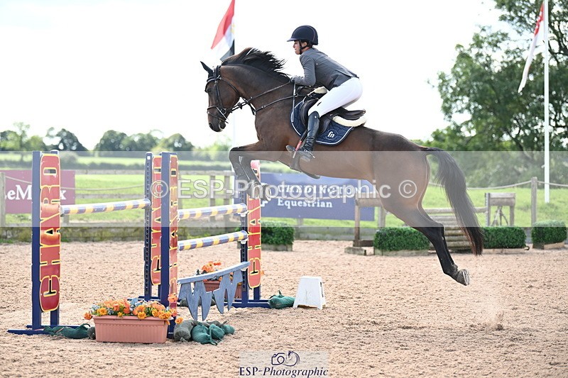 240913A-133155-04560 - Cls 15 Snr Foxhunter