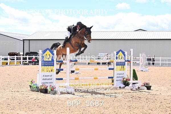 BPP_5687 - CLASS 9 THURS Granite City Festival Senior 1.35m Open Championship