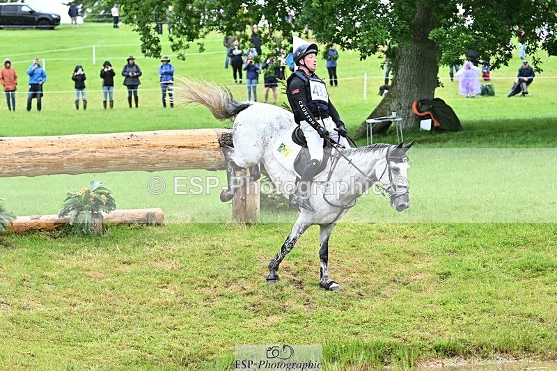 240526-124811-22198 - 433-EN_TARO_DES_VERNIER-Oliver_Townend